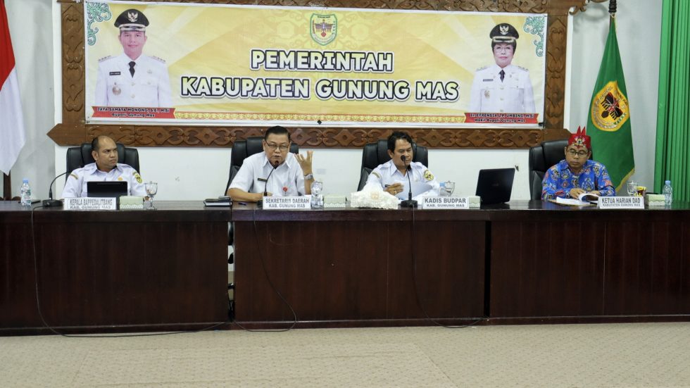 Sekda Gumas Hadiri Acara Dialog Lintas Borneo Secara Virtual