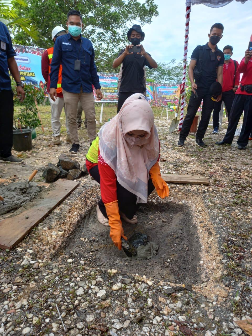 Peletakan Batu Pertama Pembangunan Lopo Betang Perdie M. Yoseph