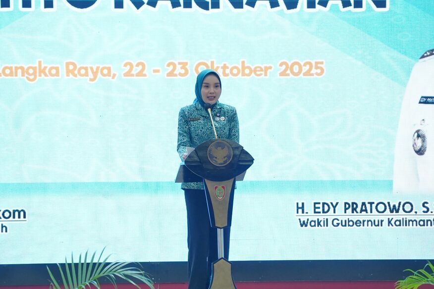 Ketua TP-PKK Pusat Tri Tito Karnavian Disambut Langsung Oleh Ketua TP PKK Prov. Kalteng Aisyah Thisia Agustiar Sabran