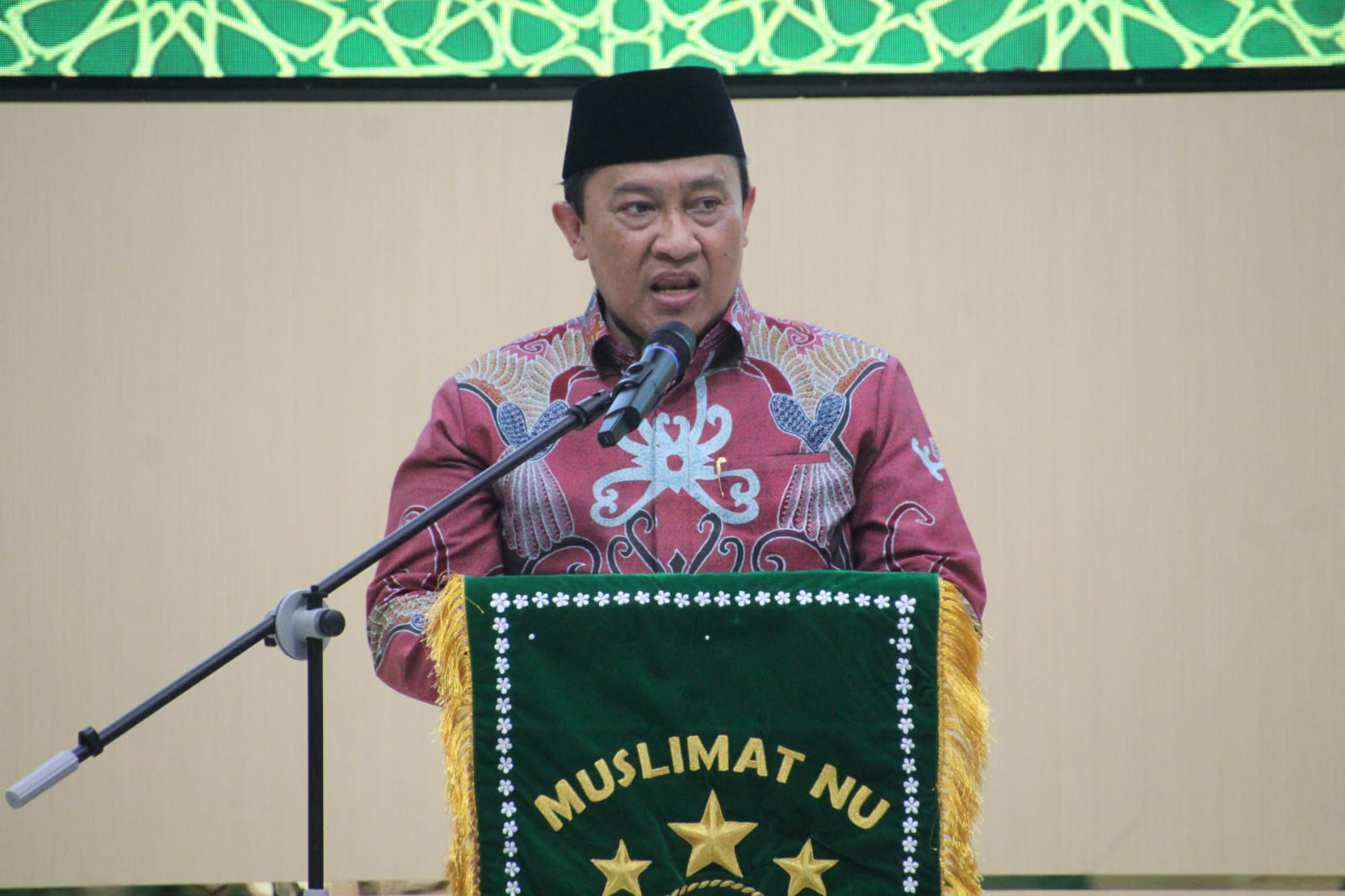 Wagub Kalteng, Edy Pratowo, Ikuti Harlah ke-80 Muslimat NU yang Dirangkai Halal Bihalal