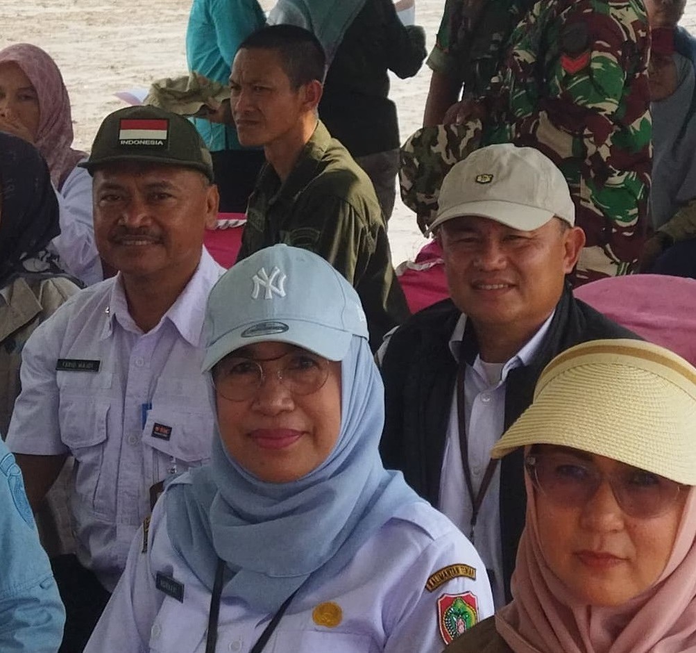 Plt. Kadis Ketahanan Pangan Agus Candra Ikuti Gerakan Tanam Padi Serentak