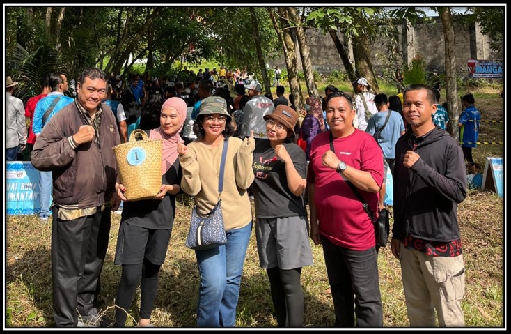 Prestasi DPMPTSP Kalteng Warnai Festival Budaya Isen Mulang 2026