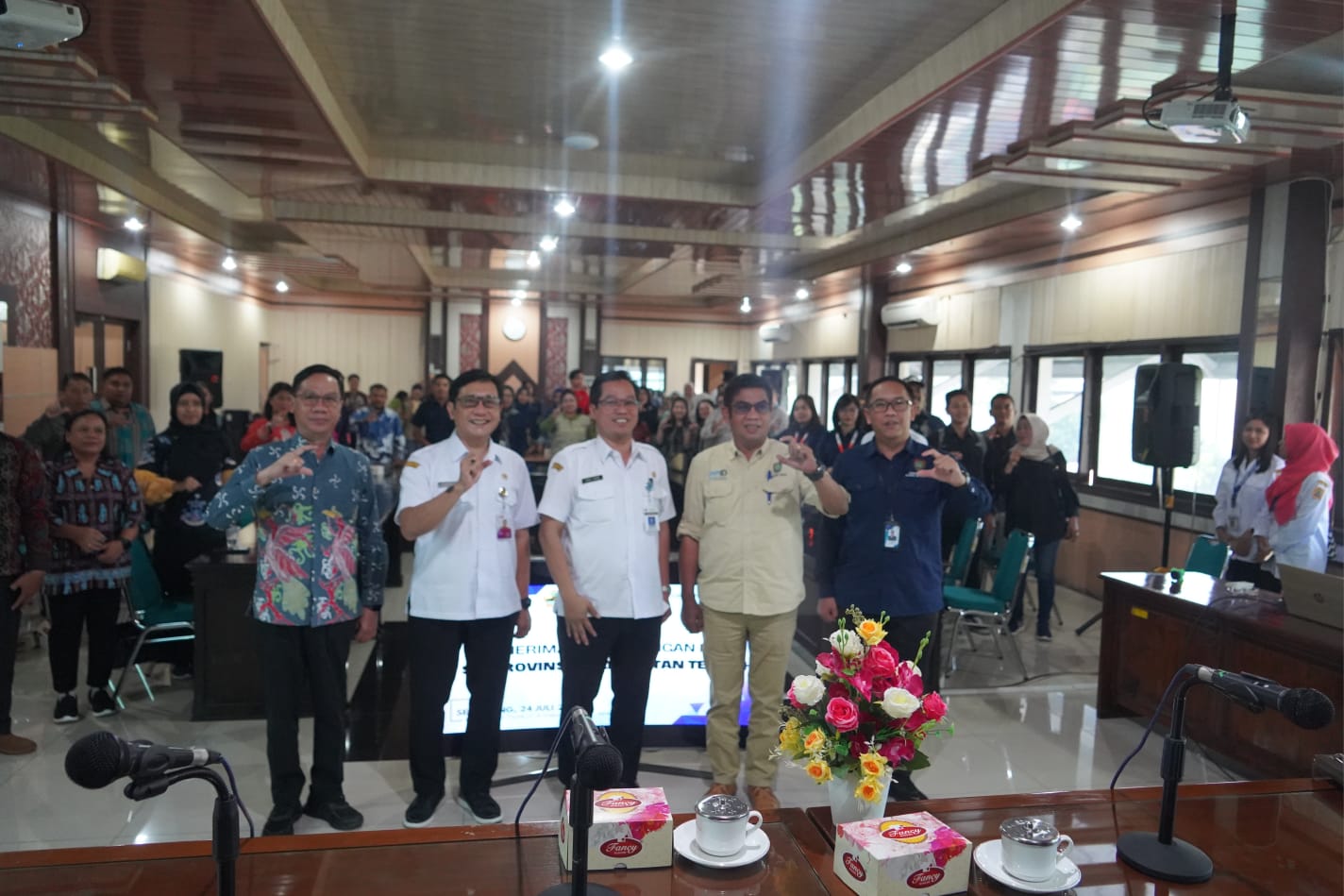 Peserta Rakor PPID Prov. Kalteng Tahun 2024 Lakukan Kunjungan ke PPID Utama Provinsi Jawa Tengah