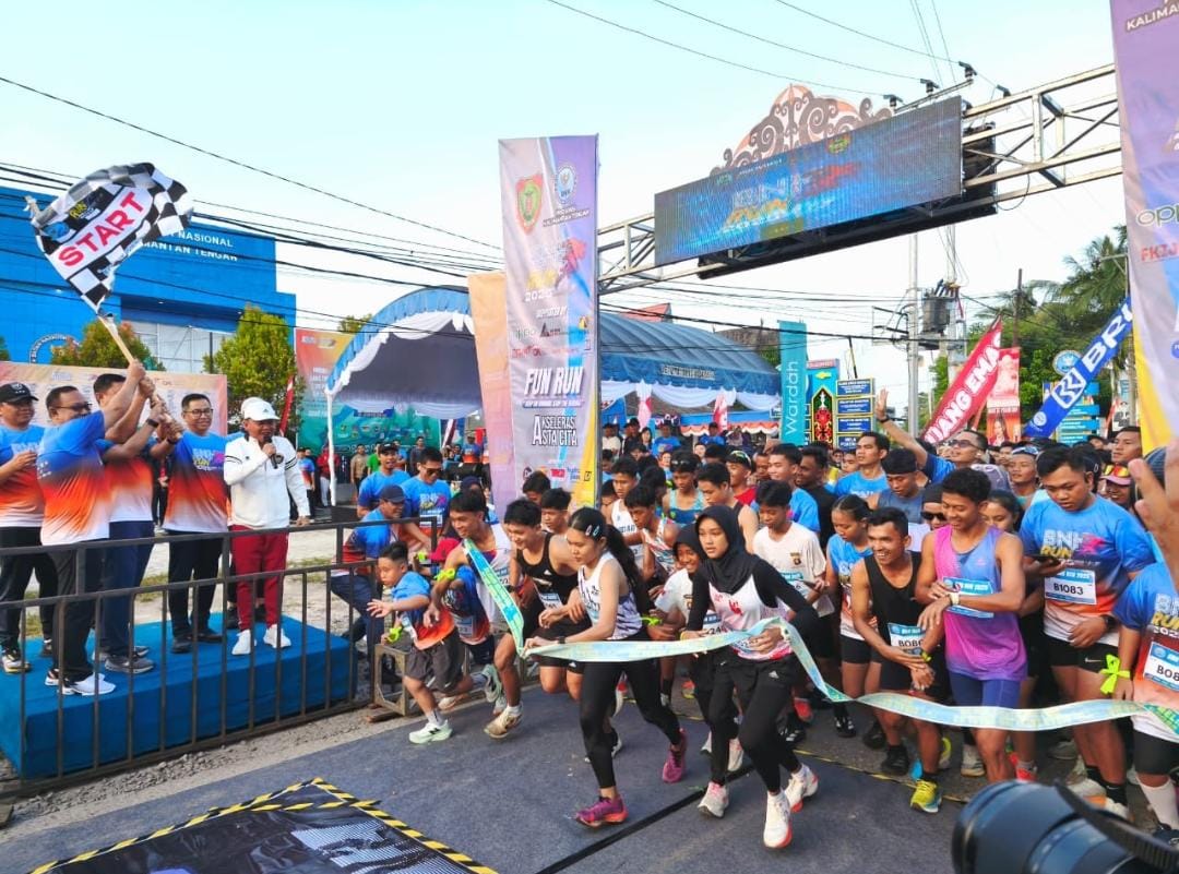 Gubernur Kalteng Agustiar Sabran Melepas Peserta BNN Run Volume 2