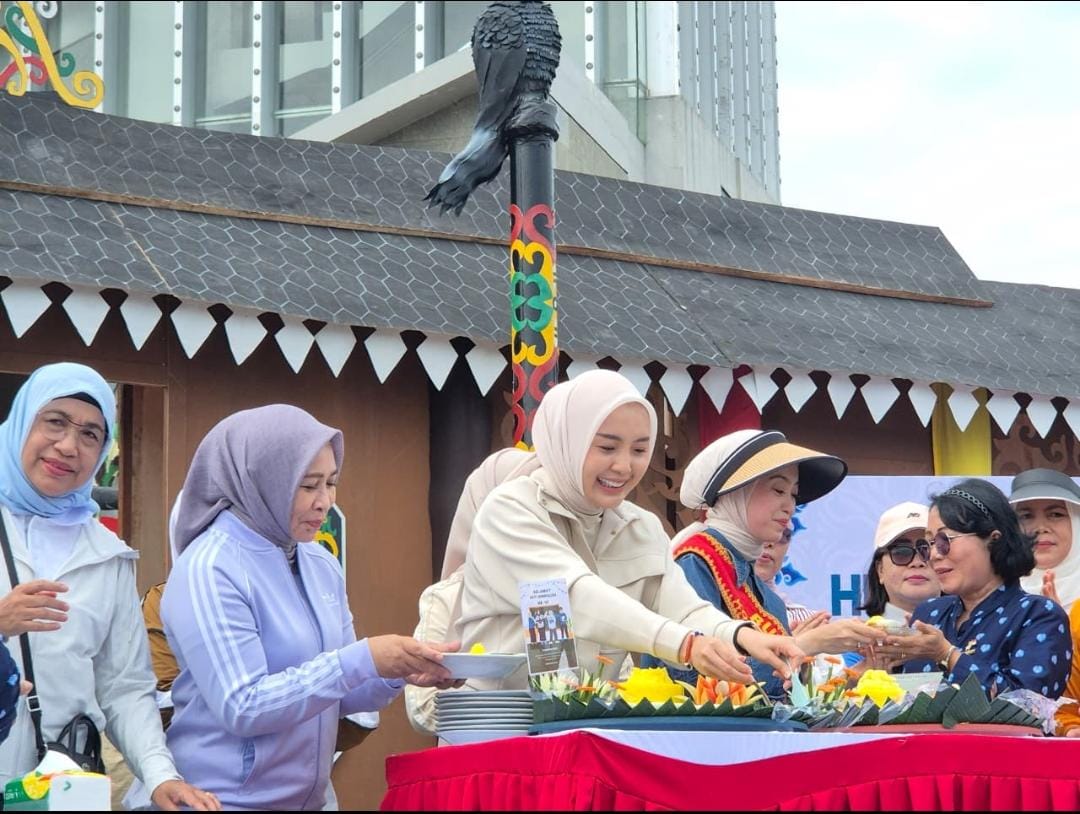 Ketua TP PKK Sekaligus Bunda PAUD Kalteng Aisyah Thisia Agustiar Sabran Turut Meriahkan HUT HIMPAUDI ke-20