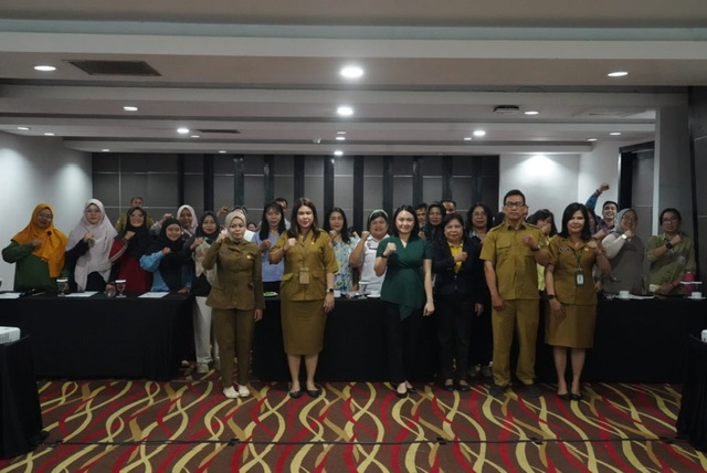 Diskominfosantik Prov. Kalteng Gelar Pelatihan Peningkatan Kapasitas SDM Komunikasi Publik