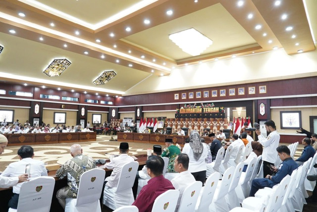 Gubernur Kalteng Agustiar Sabran Pimpin Rakor Pemerintah Daerah dan Forkopimda Dalam Rangka Menjelang Hari Raya Idul Fitri 1446 H/ 2025 M