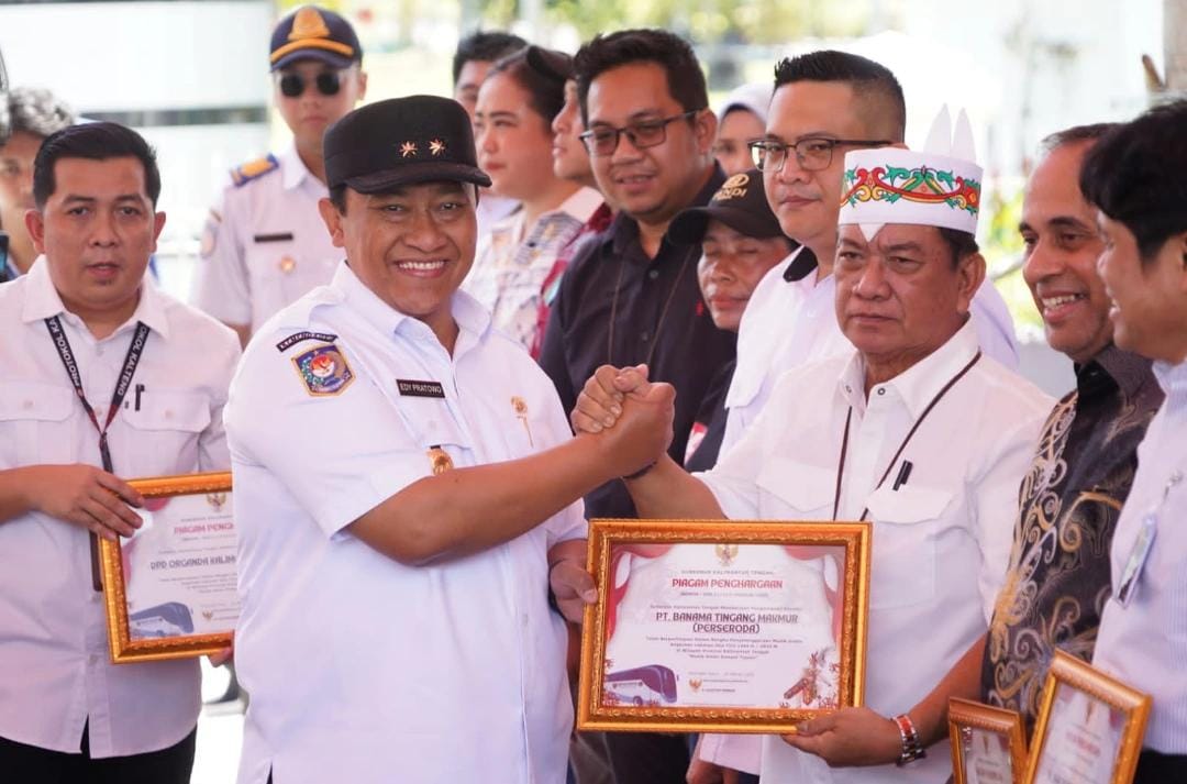 Wagub Kalteng Edy Pratowo Lepas Peserta Angkutan Mudik Gratis Idulfitri 1446 H
