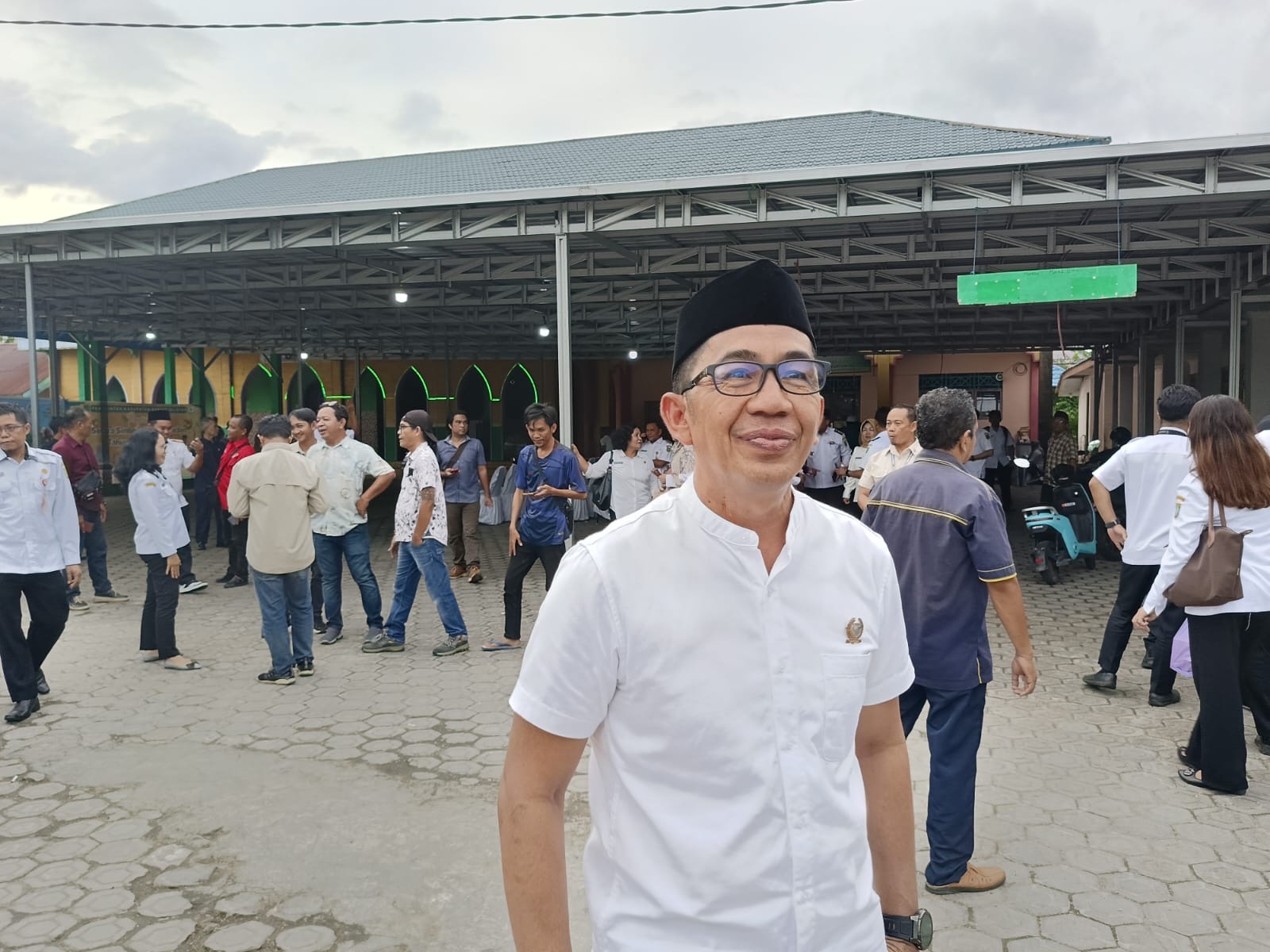 DPRD Barsel apresiasi pemkab salurkan hewan kurban