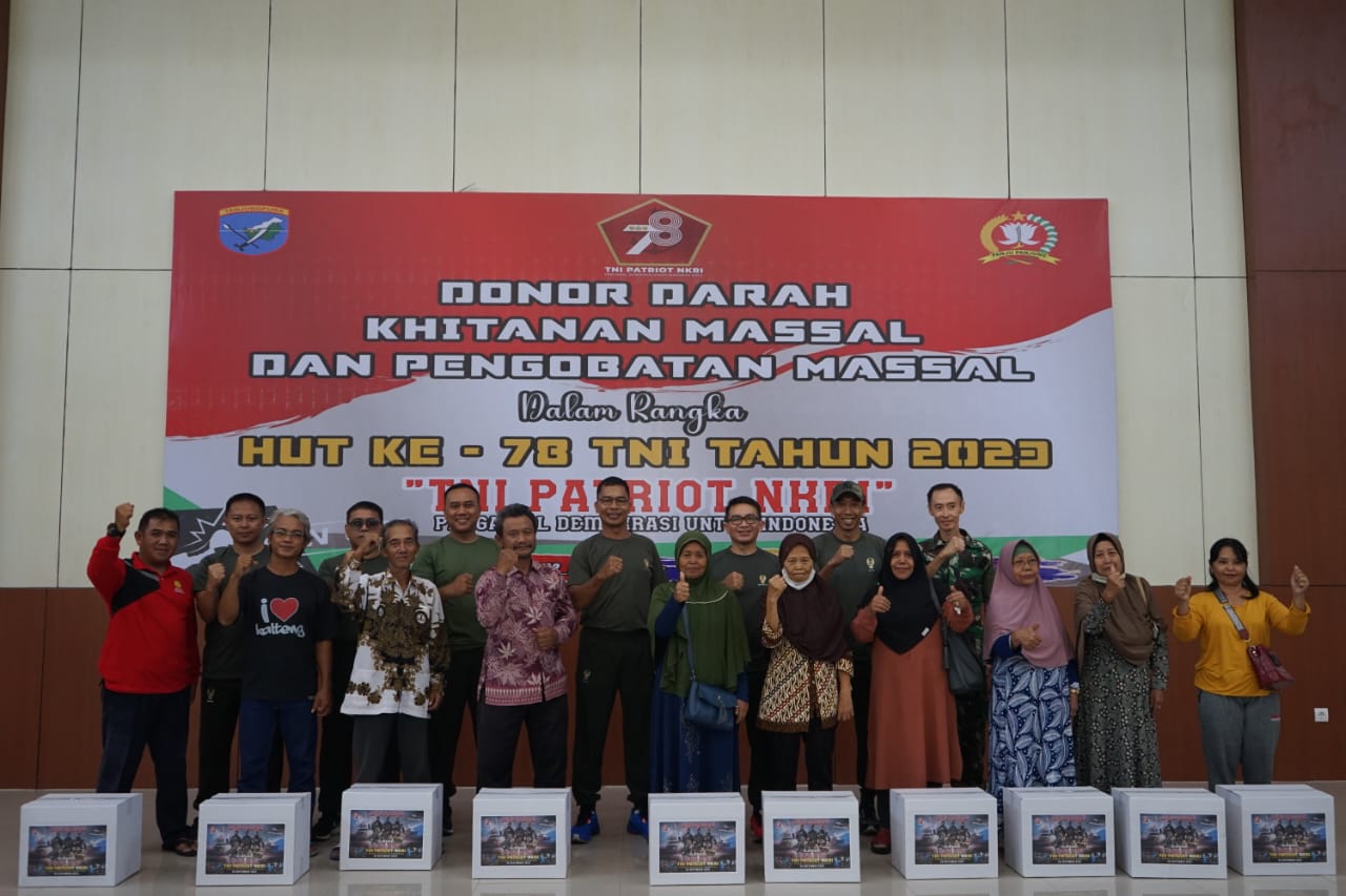 Dalam Rangka HUT TNI ke-78, Korem 102/Pjg Gelar Bakti Sosial Donor Darah, Khitanan massal, dan Pengobatan Massal Gratis