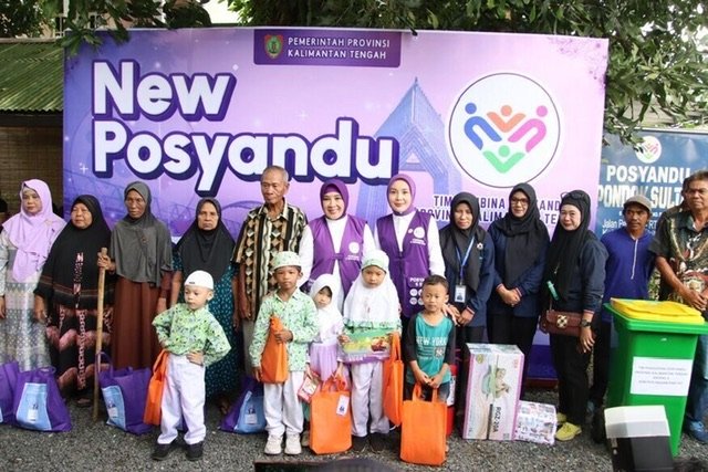 Ketua Umum TP PKK Tri Tito Karnavian Kunjungan Kerja ke Posyandu Sultan