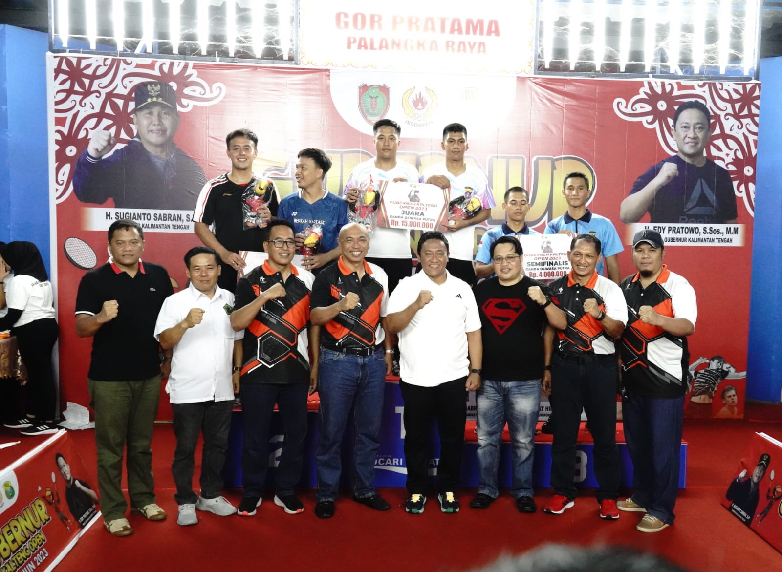 Wagub Kalteng Edy Pratowo Resmi Tutup Kejuaraan Bulu Tangkis Gubernur Kalteng Open Tahun 2023