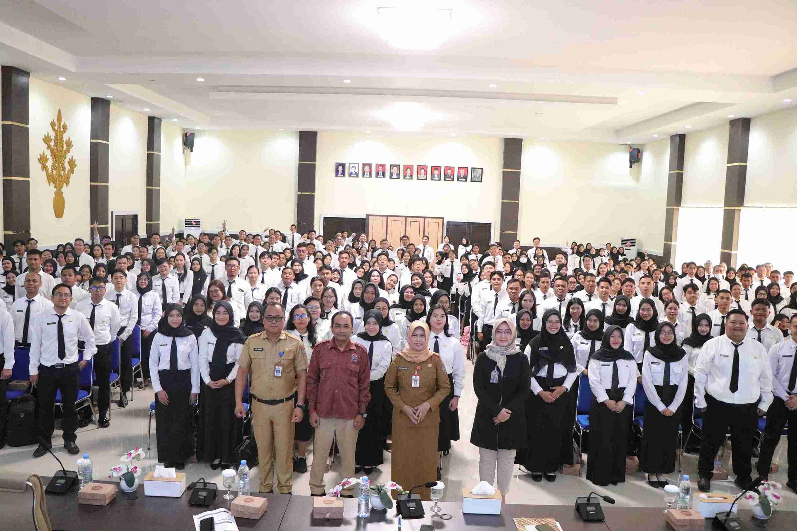 BKD Prov. Kalteng Gelar Pembekalan dan Penyerahan SK Bagi CPNS Tahun Anggaran 2024