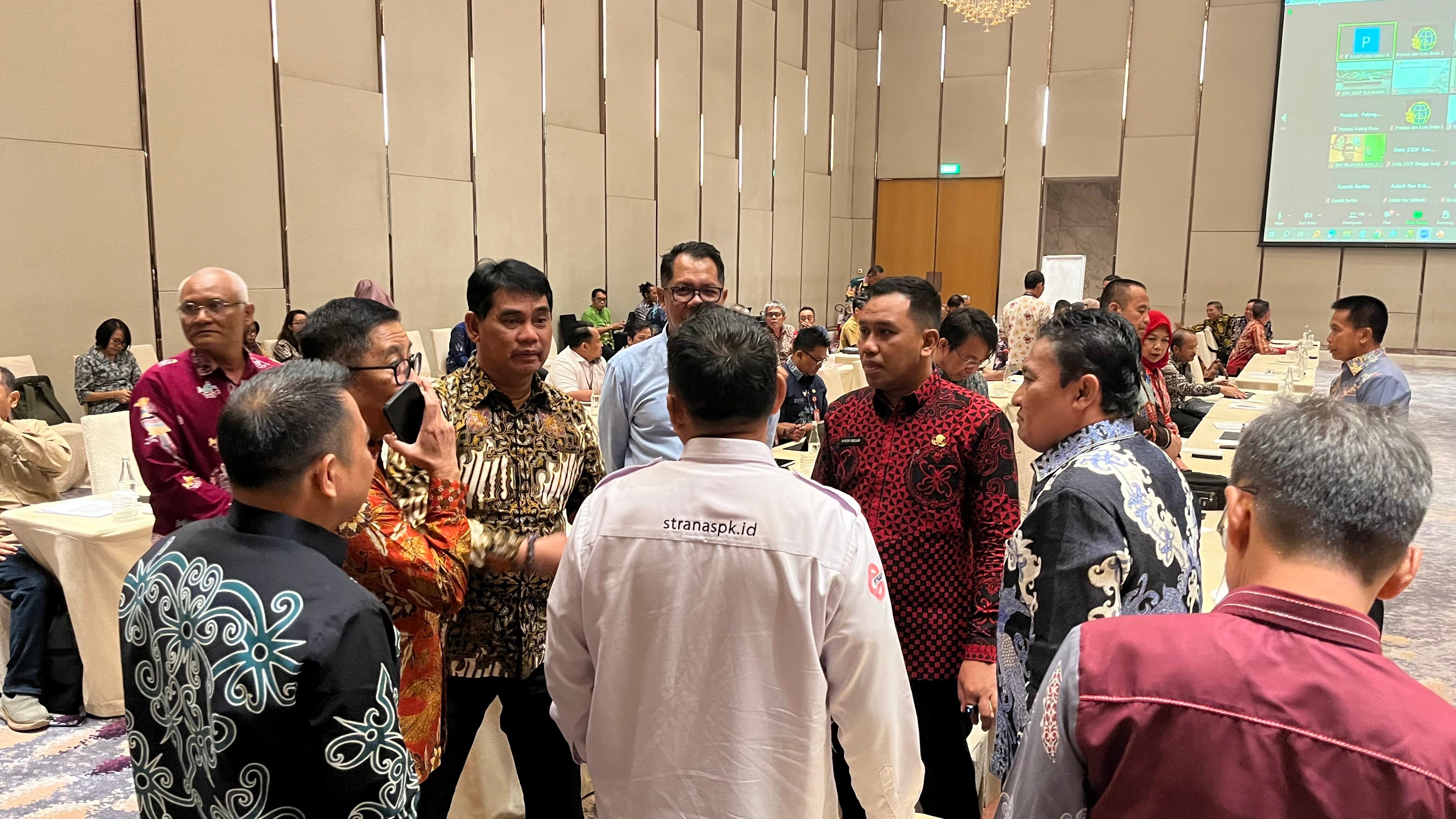 Kepala Dinas Perkebunan Prov. Kalteng Rizky R Badjuri Hadiri Rakor Lintas Sektor RTRW Prov. Kalteng