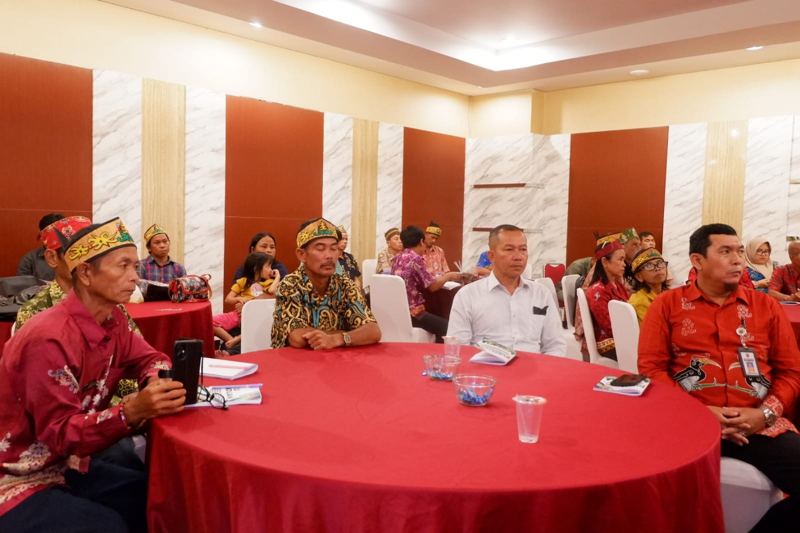 Pemprov Kalteng Melalui DLH Prov. Kalteng Gelar Bimtek Keanekaragaman Hayati Bagi Masyarakat Hukum Adat