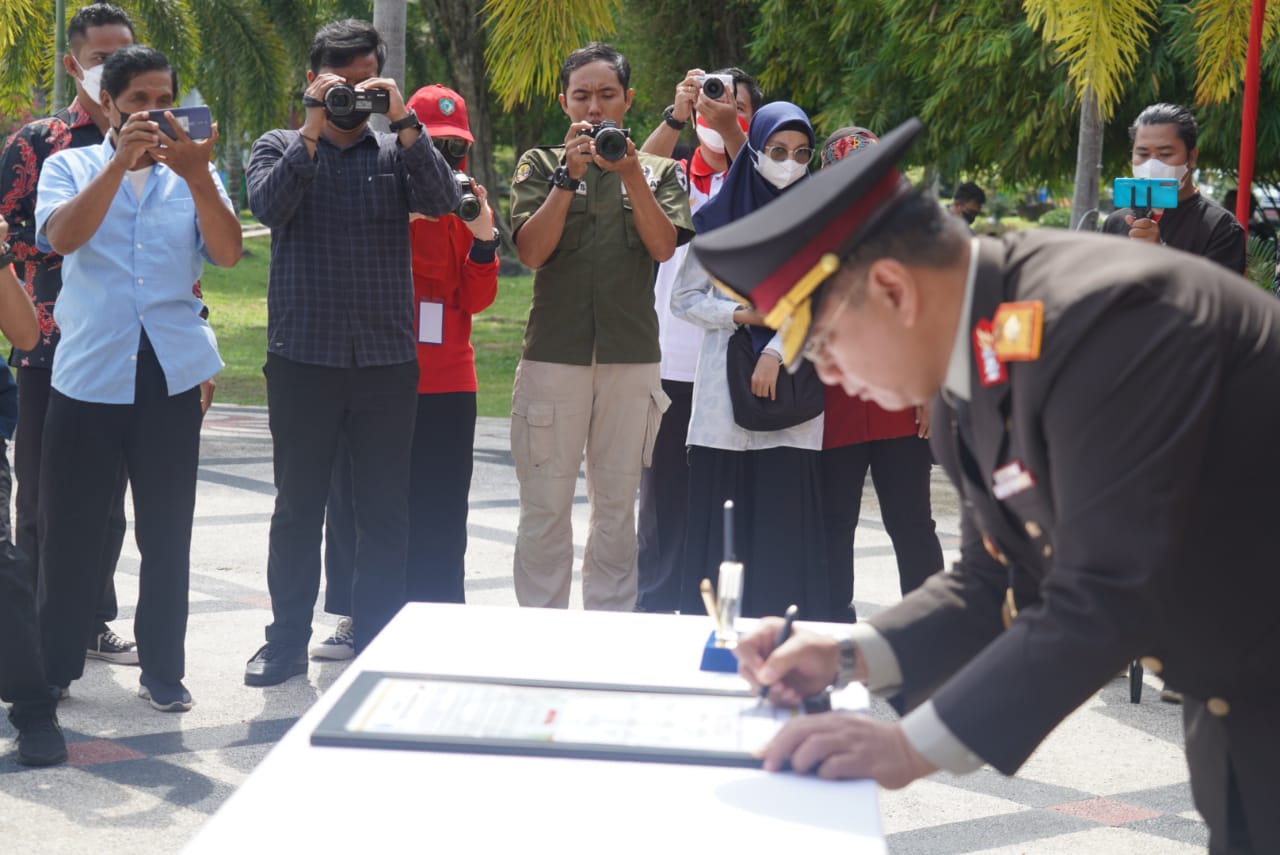 Sekda Prov. Kalteng Pimpin Upacara Peringatan Hari Sumpah Pemuda ke-94