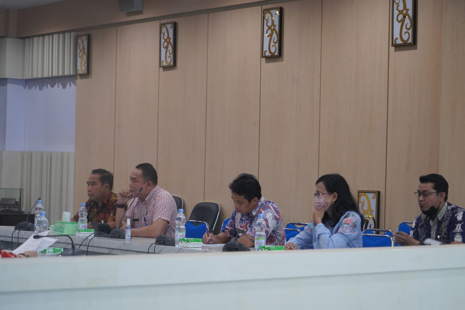 Kepala Dinas Kominfosantik Agus Siswadi Pimpin Rakor dan Konsultasi Tim Kerja Peningkatan RB dan Percepatan SPBE