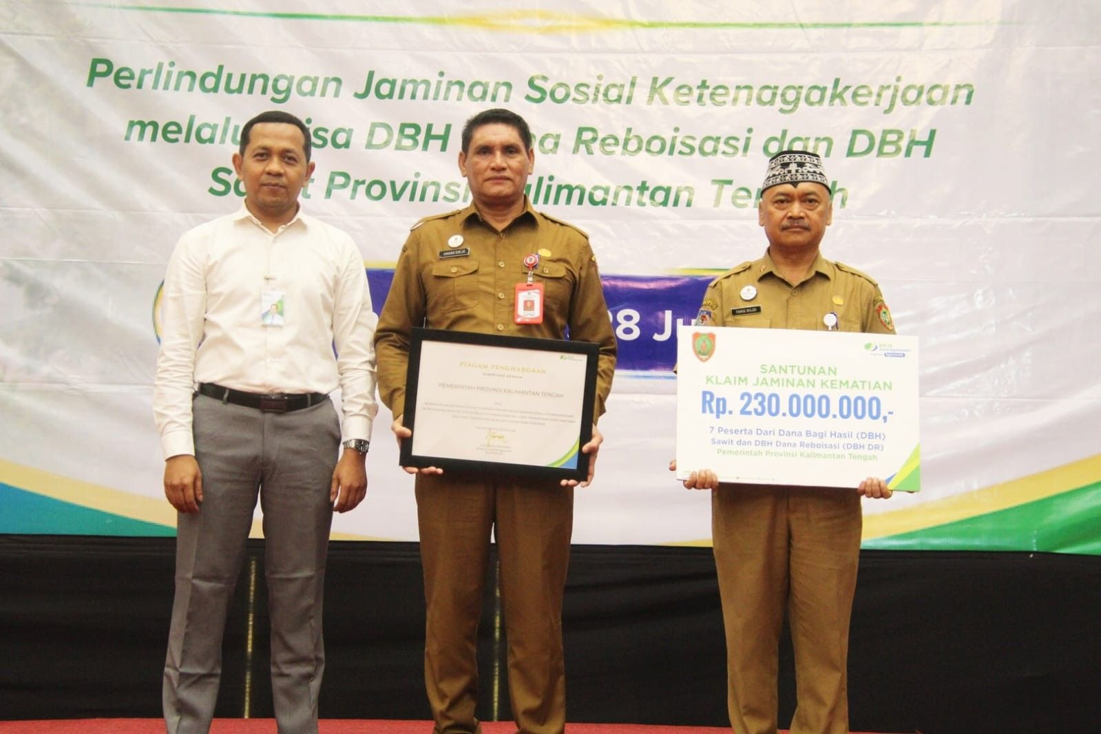 Asisten Perekonomian Setda Kalteng Anang Dirjo Buka FGD Optimalisasi DBH