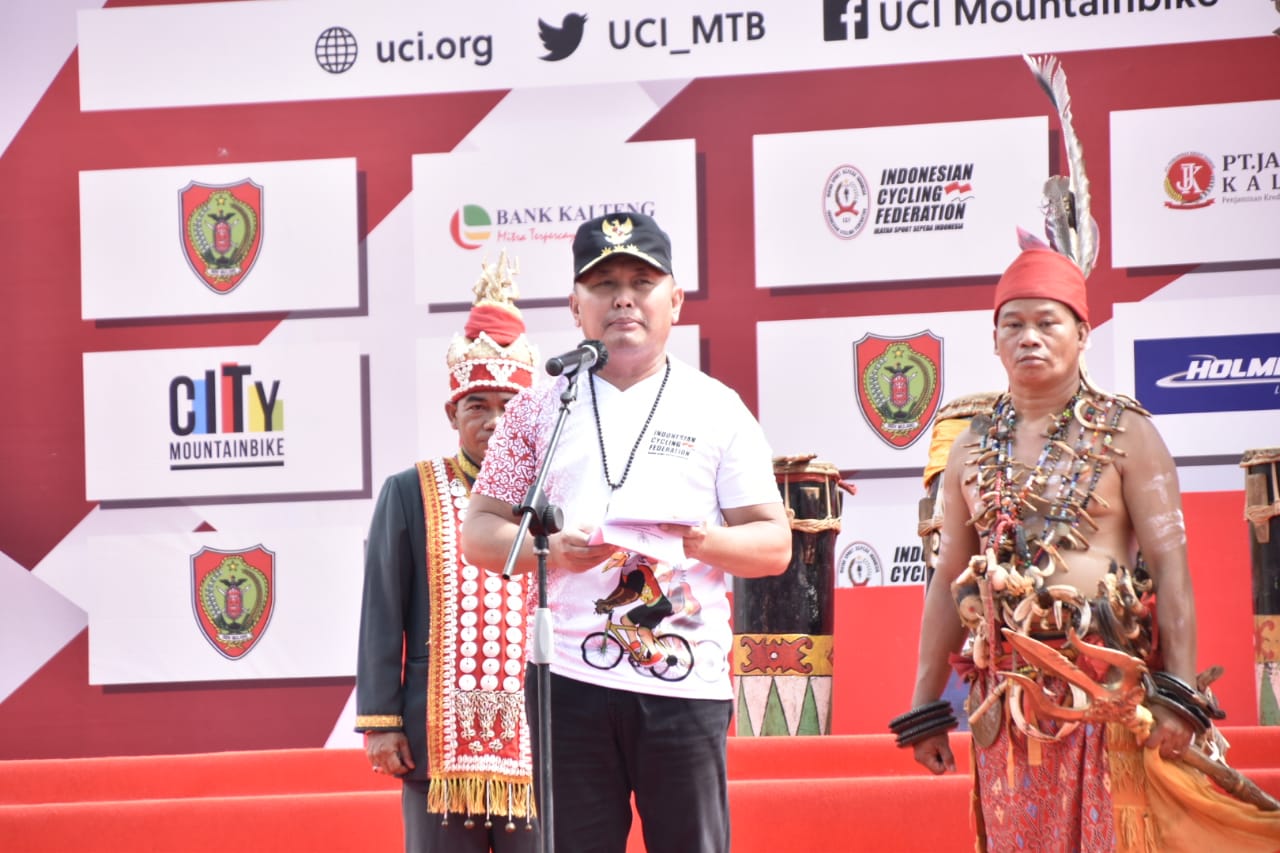 Menpora Buka UCI MTB Eliminator World Cup Seri ke 8 Tahun 2022