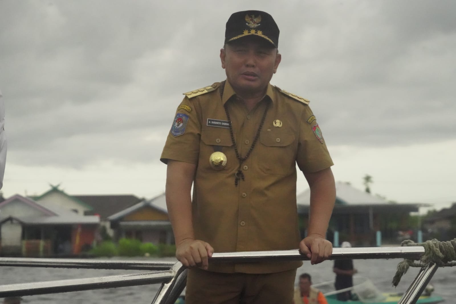 Gubernur Kalteng Beserta Jajaran Lakukan Pemantauan Situasi Banjir Sekaligus Distribusi Bantuan Logistik