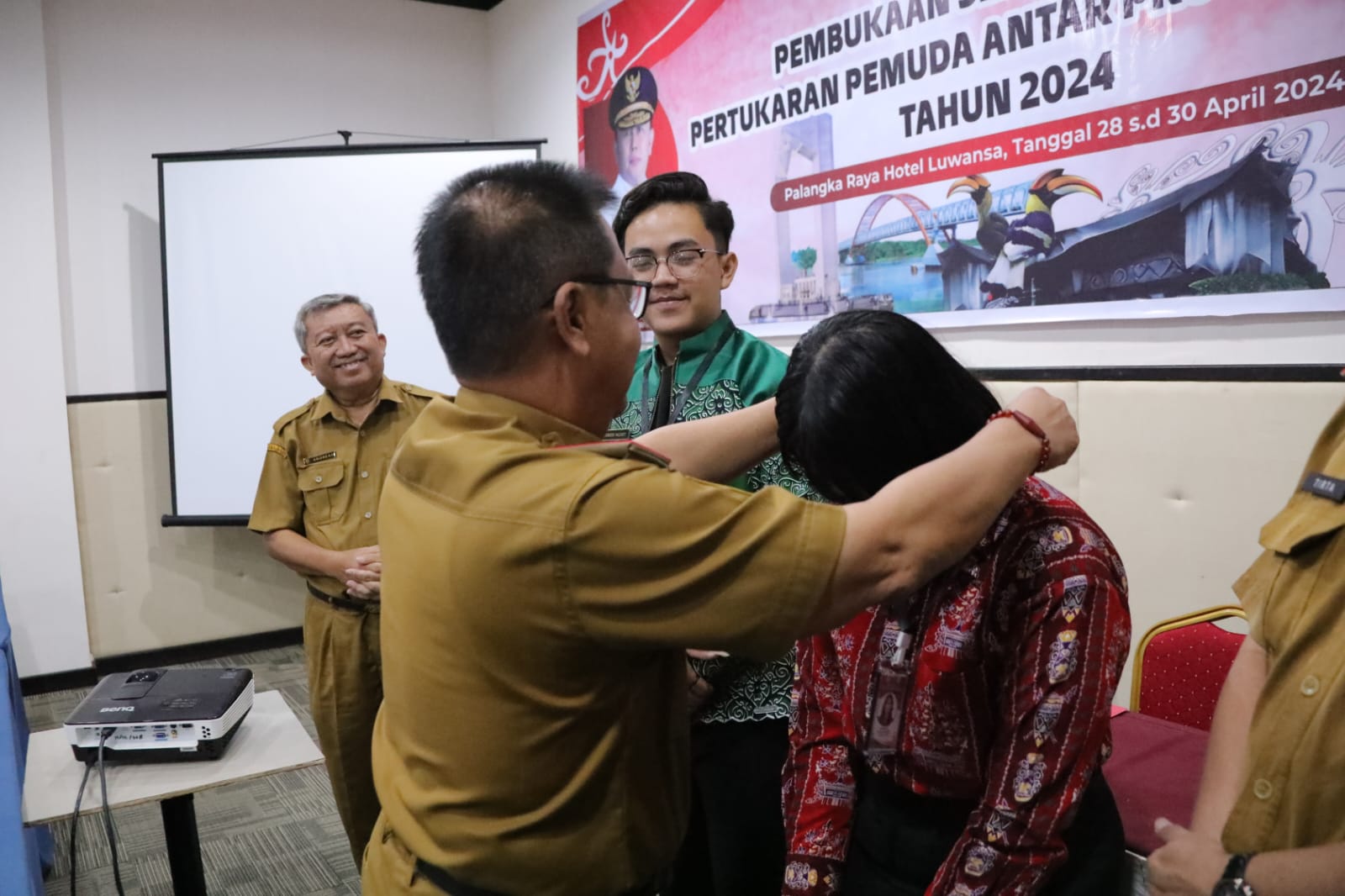 Plh. Asisten Pemkesra Herson B. Aden Buka Seleksi Calon Peserta Pertukaran Pemuda Antar Provinsi