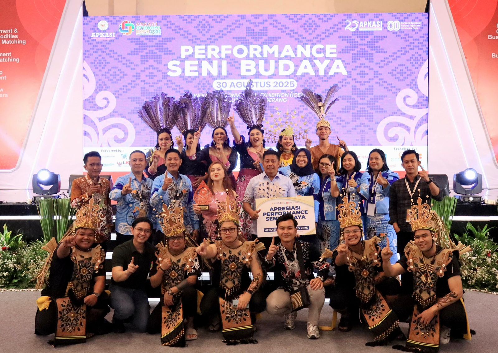 Performance Seni Budaya Barsel Curi Perhatian, Raih Peserta Terbaik di APKASI 2025