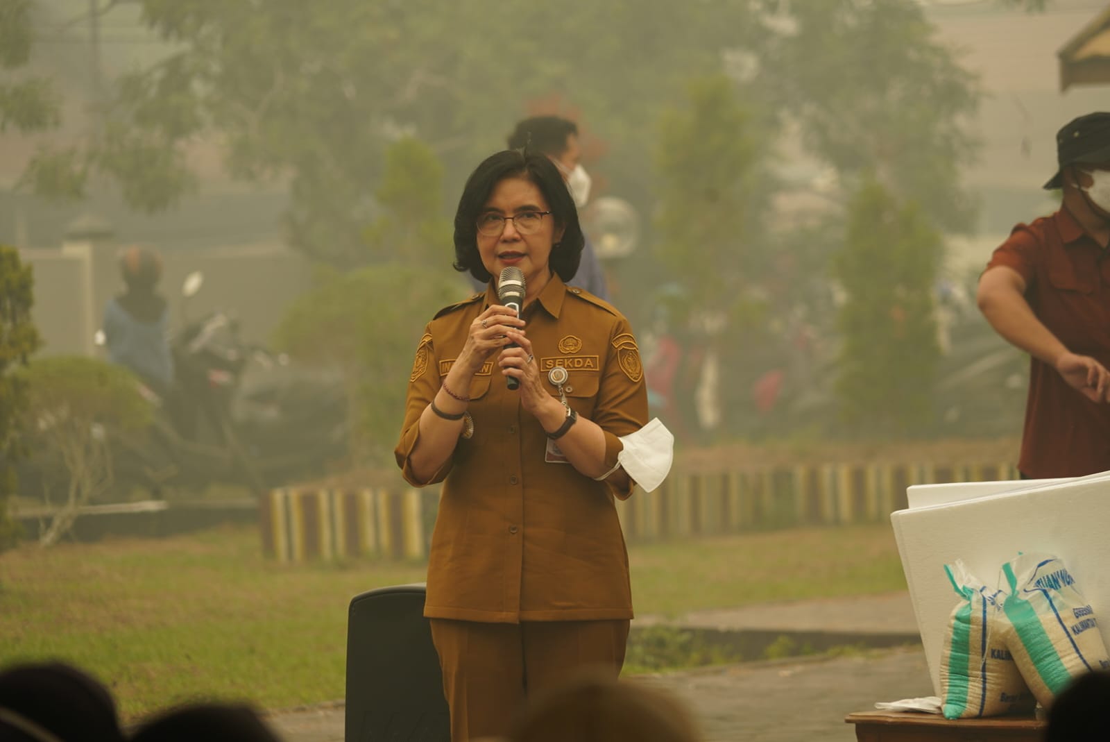 Peduli Warga Terdampak Kabut Asap, Gubernur Agustiar Sabran Temui Masyarakat Bukit Tunggal