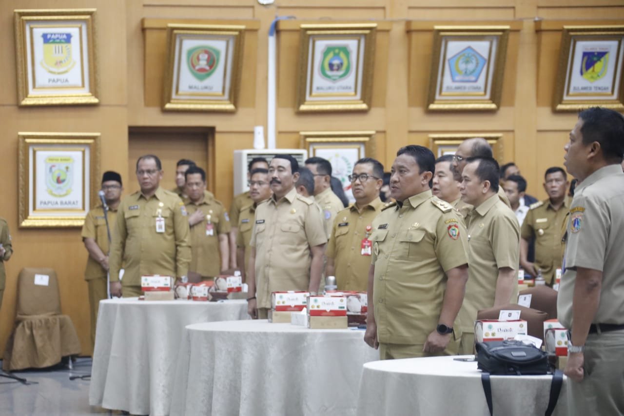 Wagub Kalteng Edy Pratowo Hadiri Rakor Pengendalian Inflasi Sekaligus Penyerahan Insentif Fiskal Kinerja Pengendalian Inflasi Daerah Periode I