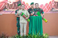 Gubernur Kalteng Agustiar Sabran Hadiri Bakti Sosial Kodam XXII/Tambun Bungai Dalam Rangka HUT ke-80 TNI