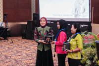 Ketua TP Posyandu Kalteng Aisyah Thisia Agustiar Sabran Buka Kegiatan Peningkatan Kapasitas Kader Posyandu Se-Kalteng