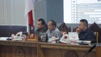 Kepala Dinas TPHP Kalteng Rendy Lesmana Hadiri Rapat Badan Anggaran DPRD Kalteng
